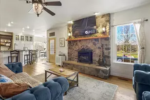 126 Heritage Knl Ln, Summit Point, WV 25446 - Photo 27