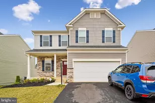 198 Ellery St, Ranson, WV 25438 - Photo 1