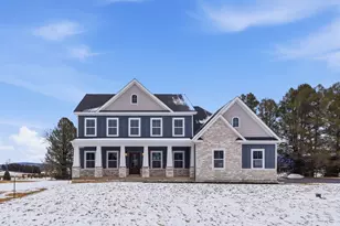 200 Mistletoe Ln, Harpers Ferry, WV 25425 - Photo 1