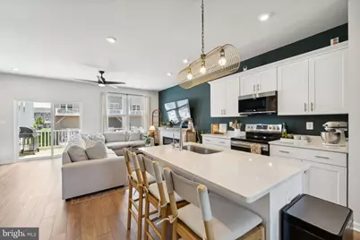 195 Presidents Pointe Avenue, Ranson, WV 25438 - Photo 11