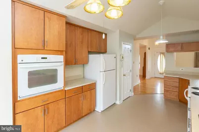 96 Chestnutwood Way, Harpers Ferry, WV 25425 - Photo 19