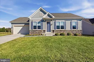 141 Casorsa Dr, Charles Town, WV 25414 - Photo 1