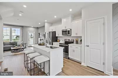 300 Presidents Pointe Avenue, Ranson, WV 25438 - Photo 81