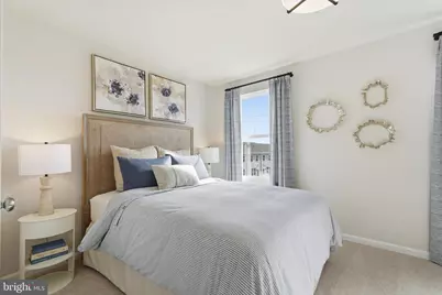 300 Presidents Pointe Avenue, Ranson, WV 25438 - Photo 51