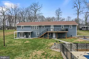 83 Dove Hill Dr, Ranson, WV 25438 - Photo 7