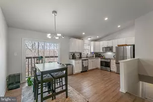 110 Chrissys Cir, Harpers Ferry, WV 25425 - Photo 9