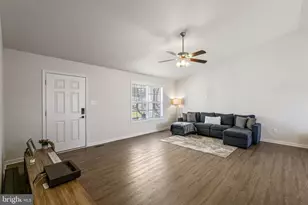 110 Chrissys Cir, Harpers Ferry, WV 25425 - Photo 3