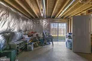 110 Chrissys Cir, Harpers Ferry, WV 25425 - Photo 39