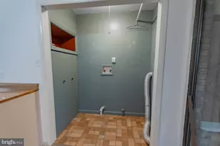 602 N Reymann St, Ranson, WV 25438 - Photo 9