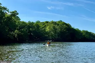 150 White Dogwood Pl, Harpers Ferry, WV 25425 - Photo 5