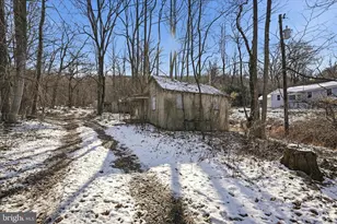 19200 Charles Town Rd, Harpers Ferry, WV 25425 - Photo 13