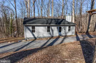 462 Wild Rose Ln, Harpers Ferry, WV 25425 - Photo 1