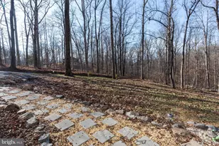 462 Wild Rose Ln, Harpers Ferry, WV 25425 - Photo 37