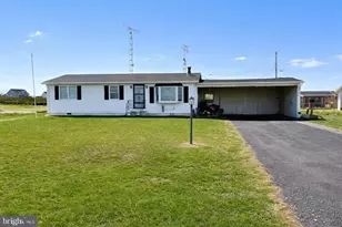 254 Jefferson Terrace Rd, Charles Town, WV 25414 - Photo 1