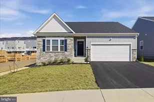 148 Huntwell W Ave, Ranson, WV 25438 - Photo 1