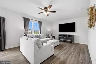 314 Centergate Dr, Charles Town, WV 25414 - Photo 19