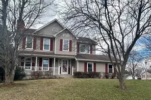 124 Deerfield Dr, Charles Town, WV 25414 - Photo 1