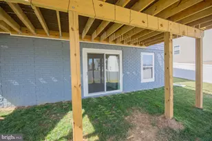 156 Centergate Dr, Charles Town, WV 25414 - Photo 73