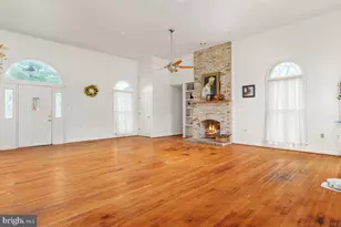 13 Aubrey Ct, Charles Town, WV 25414 - Photo 11