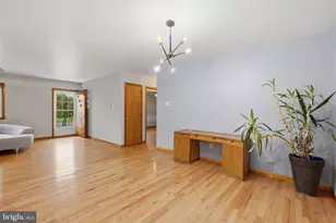 14983 Charles Town Rd, Charles Town, WV 25414 - Photo 17