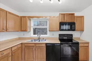 502 E 6th Ave, Ranson, WV 25438 - Photo 11