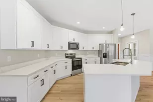 Mistletoe Ln, Harpers Ferry, WV 25425 - Photo 13