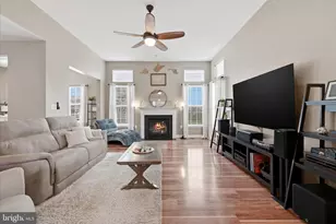 122 Revere Dr, Charles Town, WV 25414 - Photo 9