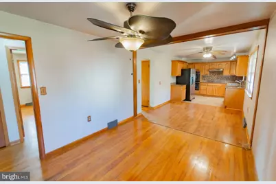 14801 Charles Town Road, Charles Town, WV 25414 - Photo 15