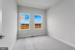 1721 Destrier St, Ranson, WV 25438 - Photo 17