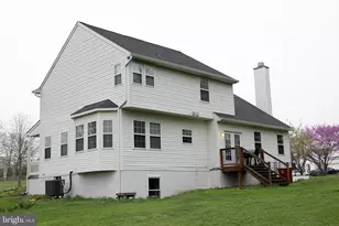 12 Colonel Miles Ct, Harpers Ferry, WV 25425 - Photo 7