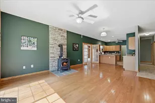 622 Ann Lewis Rd, Charles Town, WV 25414 - Photo 7