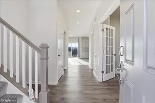 889 Barksdale Dr, Charles Town, WV 25414 - Photo 5