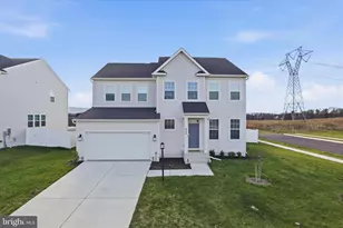 889 Barksdale Dr, Charles Town, WV 25414 - Photo 3