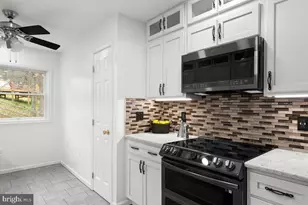 293 Sourmash Rd, Harpers Ferry, WV 25425 - Photo 15