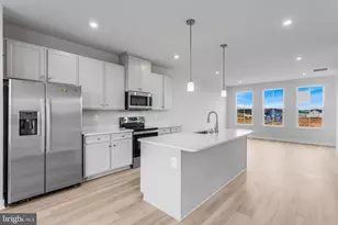 1733 Destrier St, Ranson, WV 25438 - Photo 9