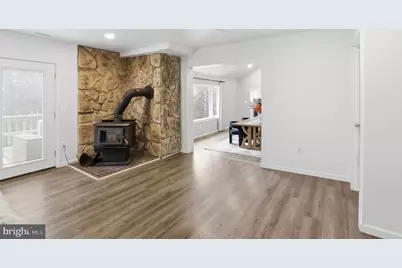 842 Valley View Road, Harpers Ferry, WV 25425 - Photo 5