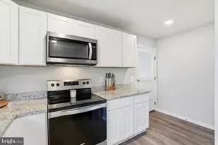 842 Valley View Rd, Harpers Ferry, WV 25425 - Photo 11