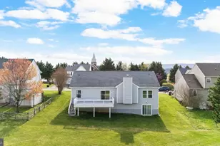 156 Crosswinds Dr, Charles Town, WV 25414 - Photo 5