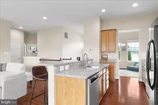 91 Burberry Ln, Charles Town, WV 25414 - Photo 9