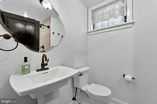 301 E German St, Shepherdstown, WV 25443 - Photo 89