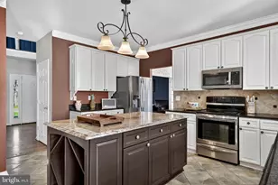 50 Cypress Point Dr, Charles Town, WV 25414 - Photo 23