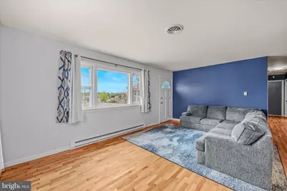 410 S Seminary Street, Charles Town, WV 25414 - Photo 5