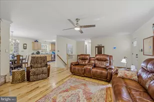 457 Rolling Ln, Harpers Ferry, WV 25425 - Photo 11