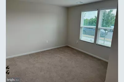 147 Presidents Pointe Avenue, Ranson, WV 25438 - Photo 7