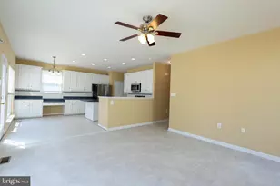 341 Bullskin St, Charles Town, WV 25414 - Photo 11