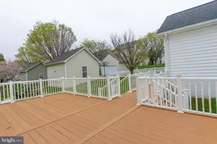 341 Bullskin St, Charles Town, WV 25414 - Photo 37