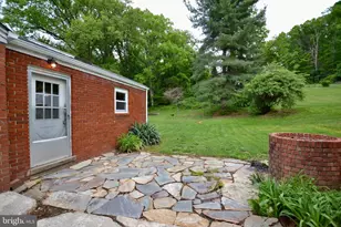 930 Chestnut Hill Rd, Harpers Ferry, WV 25425 - Photo 3