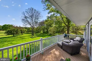 250 Meadow Ridge Dr, Shepherdstown, WV 25443 - Photo 7