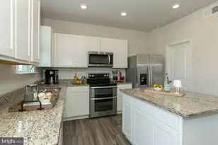354 Gumspring Dr, Charles Town, WV 25414 - Photo 3