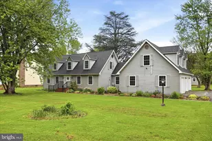 32 7th St, Shenandoah Junction, WV 25442 - Photo 1